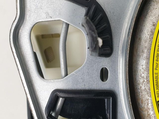 bontott TOYOTA AURIS Kormánylégzsák