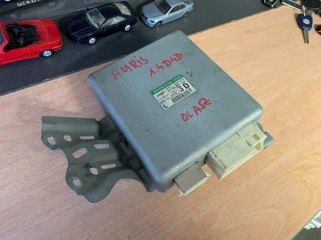 bontott TOYOTA AURIS Kormánymű Elektronika