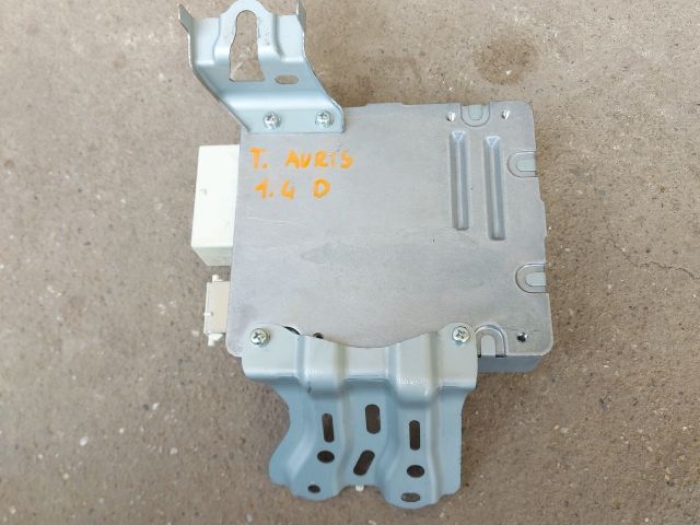 bontott TOYOTA AURIS Kormánymű Elektronika