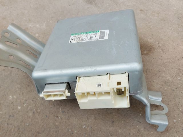 bontott TOYOTA AURIS Kormánymű Elektronika