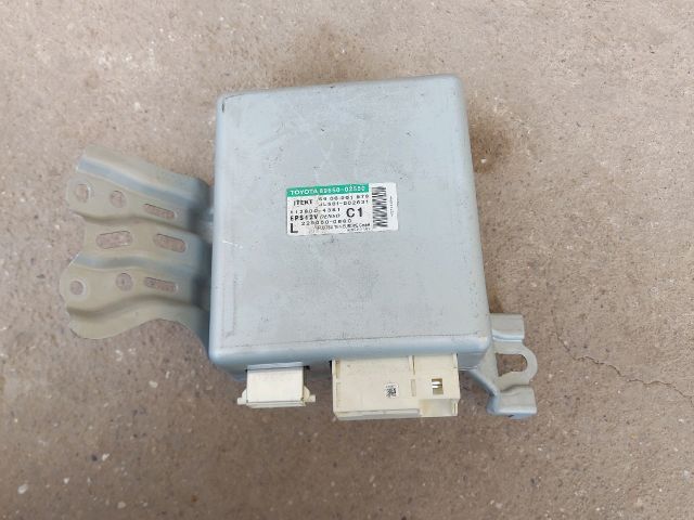 bontott TOYOTA AURIS Kormánymű Elektronika