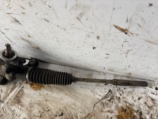 bontott TOYOTA AURIS Kormánymű Szervós