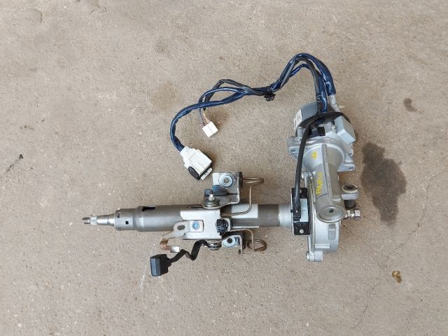 bontott TOYOTA AURIS Kormányoszlop