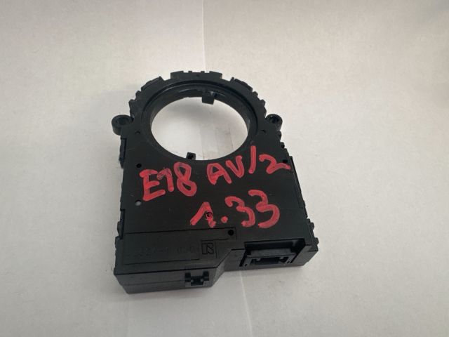 bontott TOYOTA AURIS Kormányszög Jeladó