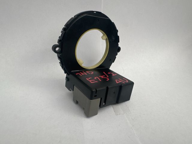 bontott TOYOTA AURIS Kormányszög Jeladó