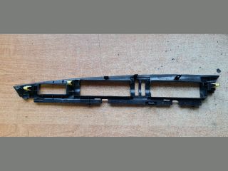 bontott TOYOTA AURIS Középkonzol Keret