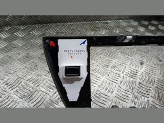 bontott TOYOTA AURIS Középső Műszerfal Díszléc