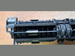 bontott TOYOTA AURIS Középső Szellőző