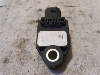 bontott TOYOTA AURIS Központi Ütközés Érzékelő