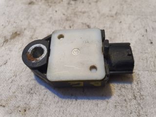 bontott TOYOTA AURIS Központi Ütközés Érzékelő