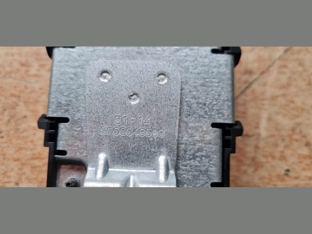 bontott TOYOTA AURIS Központizár Elektronika