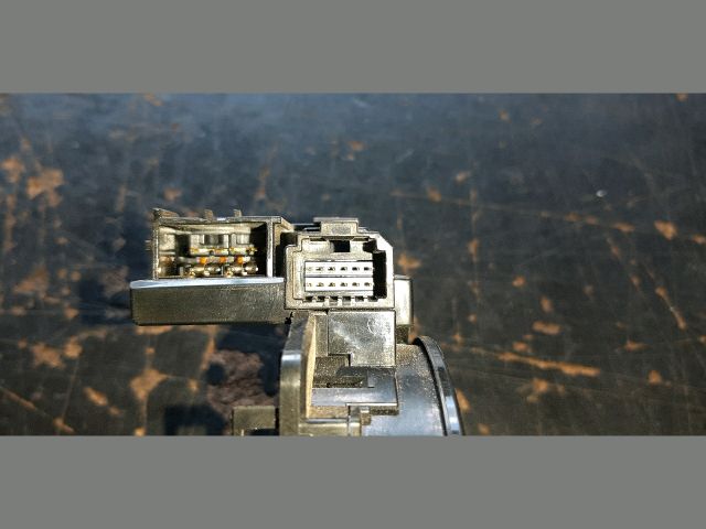 bontott TOYOTA AURIS Légzsák Átvezető Szalagkábel