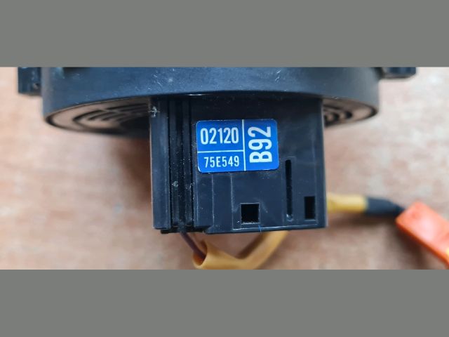 bontott TOYOTA AURIS Légzsák Átvezető Szalagkábel