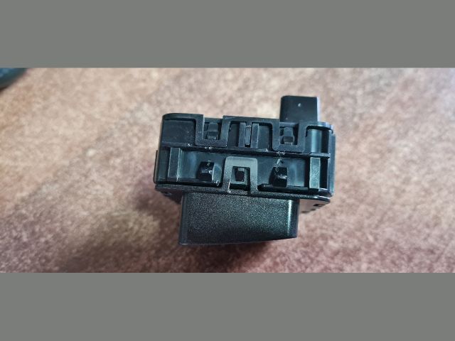 bontott TOYOTA AURIS Légzsák Visszajelző