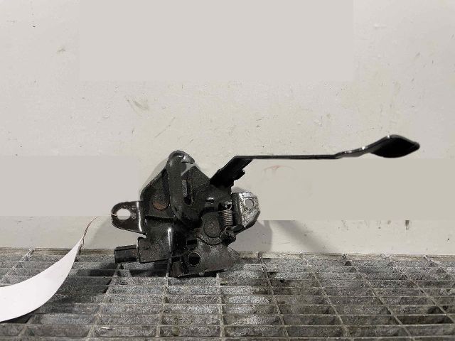 bontott TOYOTA AURIS Motorháztető Zárszerkezet