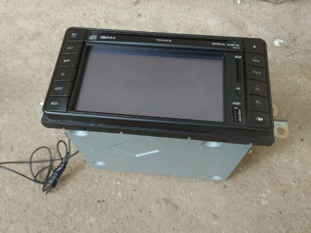 bontott TOYOTA AURIS Rádió / CD
