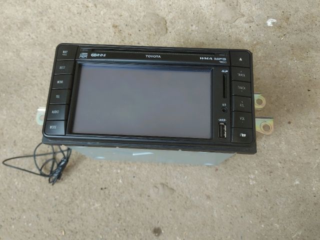 bontott TOYOTA AURIS Rádió / CD