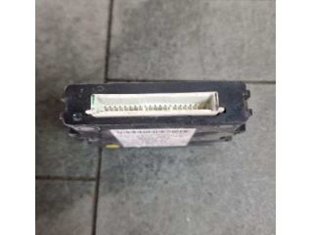 bontott TOYOTA AURIS Riasztó Központ