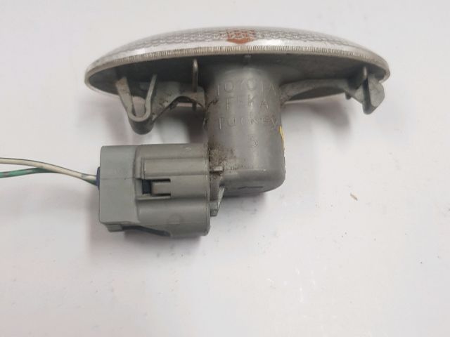 bontott TOYOTA AURIS Sárvédő Irányjelző (Pozíciófüggetlen)