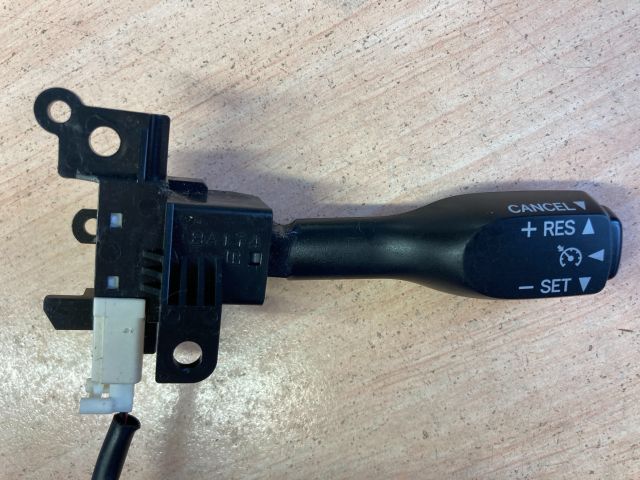 bontott TOYOTA AURIS Tempomat Kar (Magában)