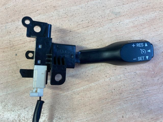 bontott TOYOTA AURIS Tempomat Kar (Magában)