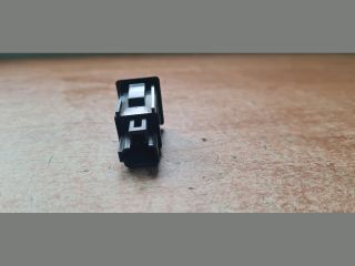 bontott TOYOTA AURIS TPMS Kapcsoló