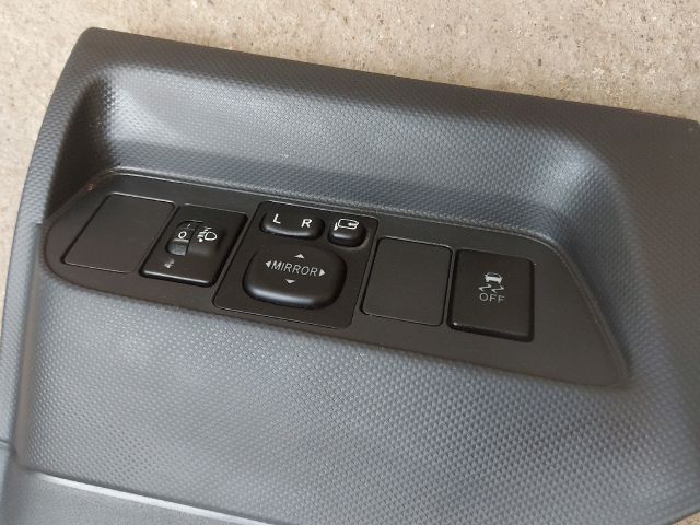 bontott TOYOTA AURIS Tükör Kapcsoló