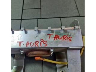 bontott TOYOTA AURIS Utasoldali Légzsák