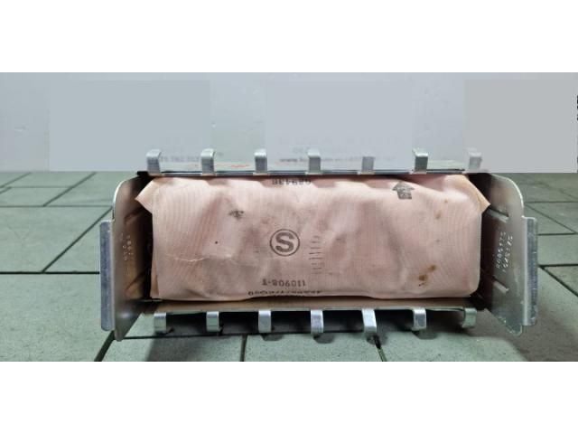 bontott TOYOTA AURIS Utasoldali Légzsák