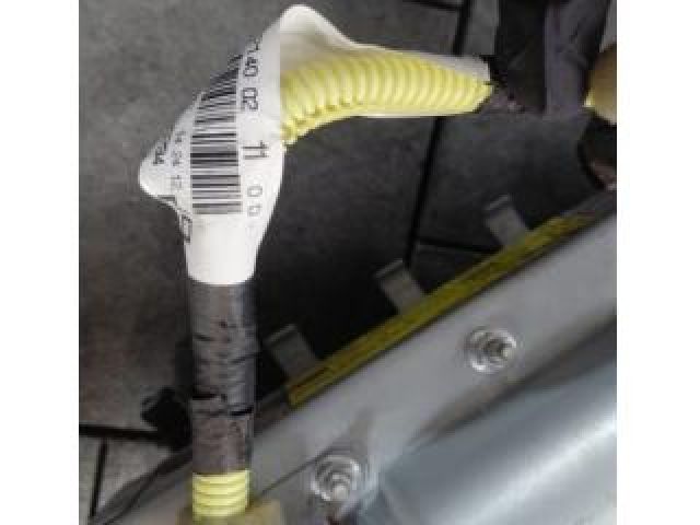 bontott TOYOTA AURIS Utasoldali Légzsák