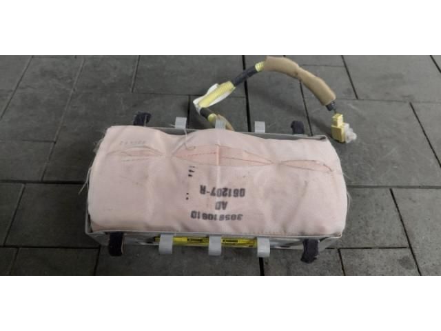 bontott TOYOTA AURIS Utasoldali Légzsák