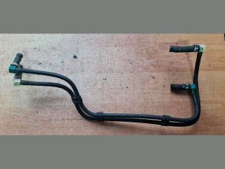 bontott TOYOTA AURIS Üzemanyagcső