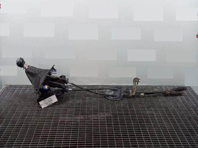 bontott TOYOTA AURIS Váltógomb