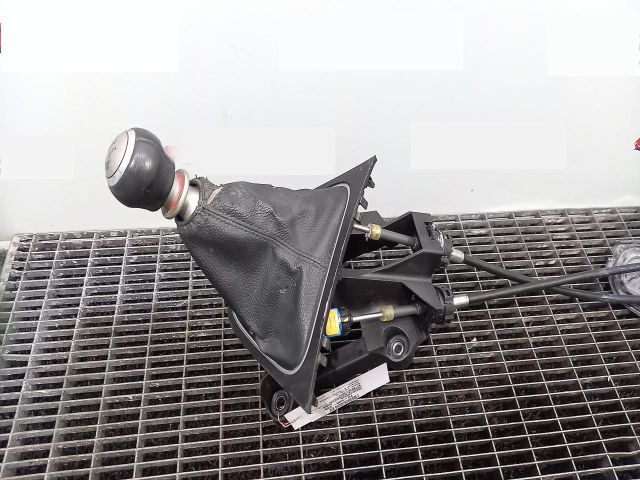 bontott TOYOTA AURIS Váltógomb