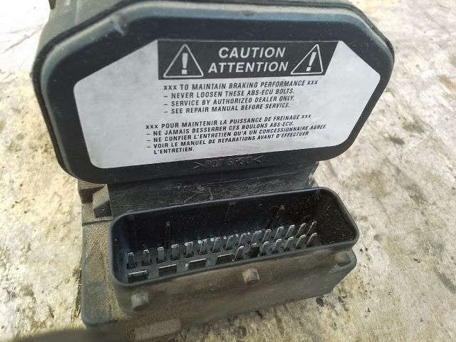 bontott TOYOTA AVENSIS T22 ABS Kocka