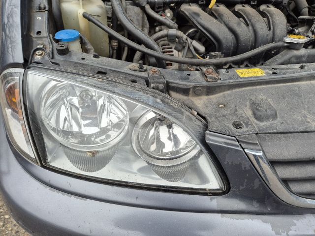 bontott TOYOTA AVENSIS T22 Bal első Csonkállvány Kerékaggyal