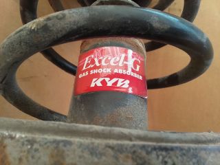 bontott TOYOTA AVENSIS T22 Bal első Gólyaláb (Lengécsillapító, Rugó)