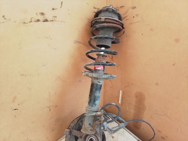 bontott TOYOTA AVENSIS T22 Bal első Gólyaláb (Lengécsillapító, Rugó)