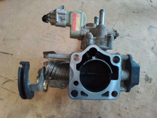 bontott TOYOTA AVENSIS T22 Fojtószelep (Mechanikus)