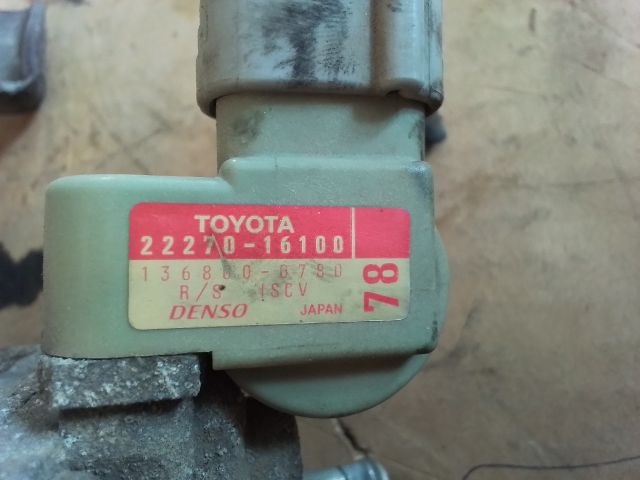 bontott TOYOTA AVENSIS T22 Fojtószelep (Mechanikus)