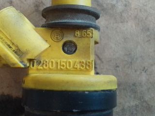 bontott TOYOTA AVENSIS T22 Porlasztó (1 db)