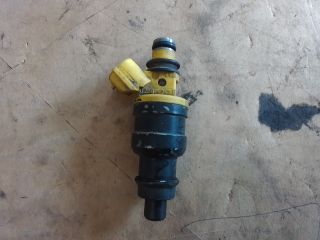 bontott TOYOTA AVENSIS T22 Porlasztó (1 db)