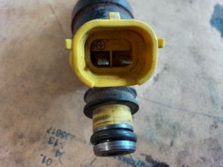 bontott TOYOTA AVENSIS T22 Porlasztó (1 db)