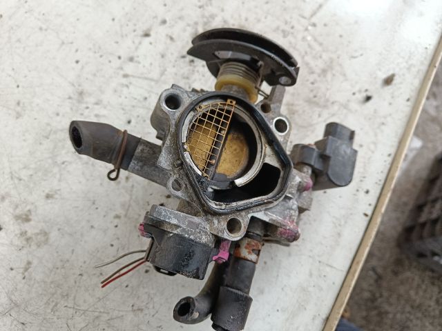 bontott TOYOTA AVENSIS T22 Fojtószelep (Mechanikus)