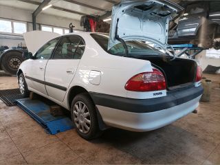 bontott TOYOTA AVENSIS T22 Generátor