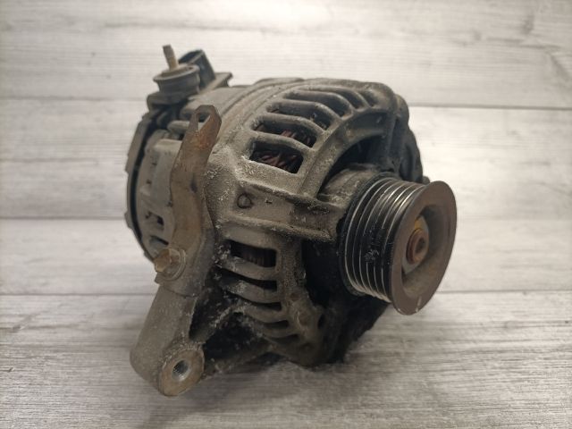 bontott TOYOTA AVENSIS T22 Generátor