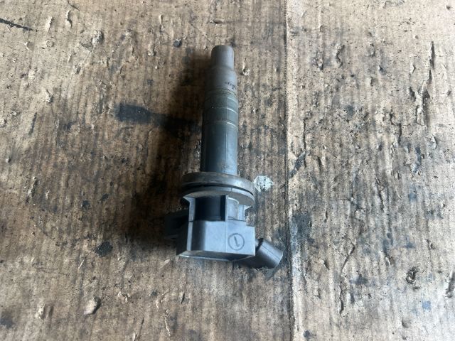 bontott TOYOTA AVENSIS T22 Gyújtótrafó