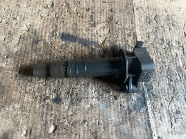 bontott TOYOTA AVENSIS T22 Gyújtótrafó