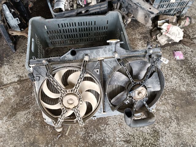 bontott TOYOTA AVENSIS T22 Hűtő Ventilátor(ok), Radiátor(ok) Szett
