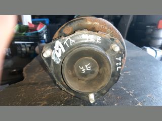 bontott TOYOTA AVENSIS T22 Jobb első Gólyaláb (Lengécsillapító, Rugó)